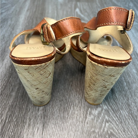 Stuart Weitzman Woman’s Open-toe Strappy Wedge Sandal Brown leather - Picture 4 of 7